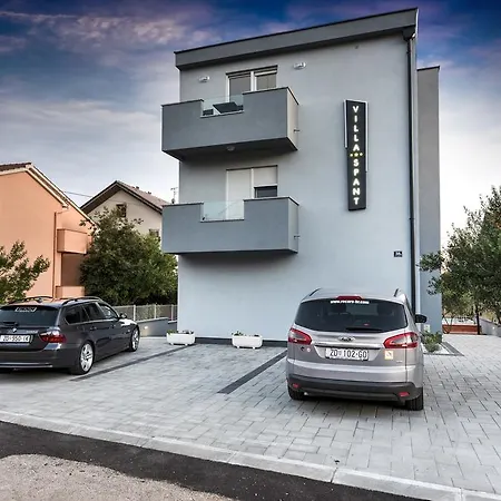 아파트 Spant 자다르